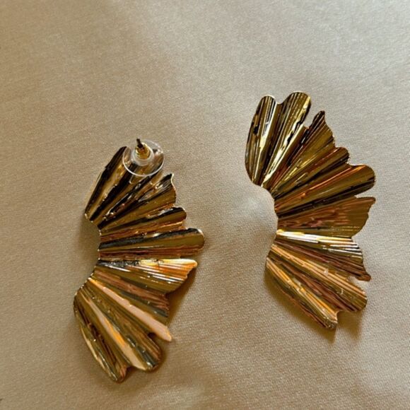 bohemian stud earrings A421 - Picture 4 of 4